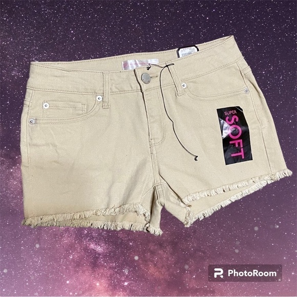 3 for $15 👻 Super Soft Juniors Size 9 Shorts-New with tags!! - Picture 1 of 7